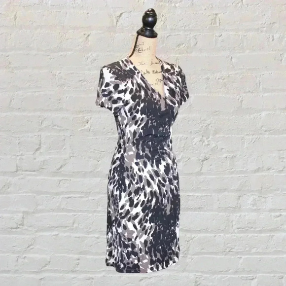 Banana Republic Wrap Dress - Picture 3 of 6